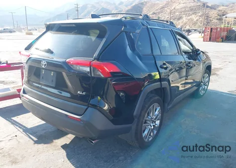 2019 Toyota Rav4 Xle Premium z USA, uszkodzony, nr VIN JTMC1RFV2KJ003576